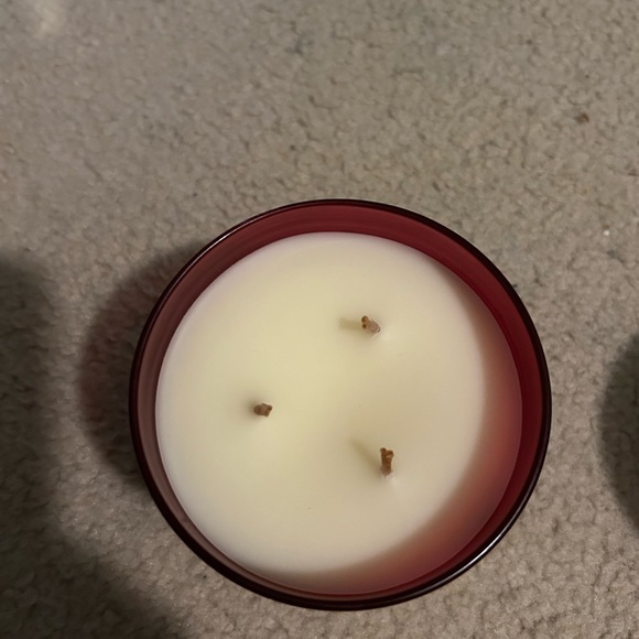 NEW Bath and Body Works Cinnamon & Clove Bud 3 Wick Candle - Picture 4 of 4